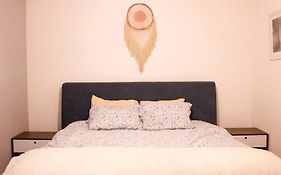 New Mex Inspired Bo-Ho Chic Apartment With Private Patio And Roof Terrace